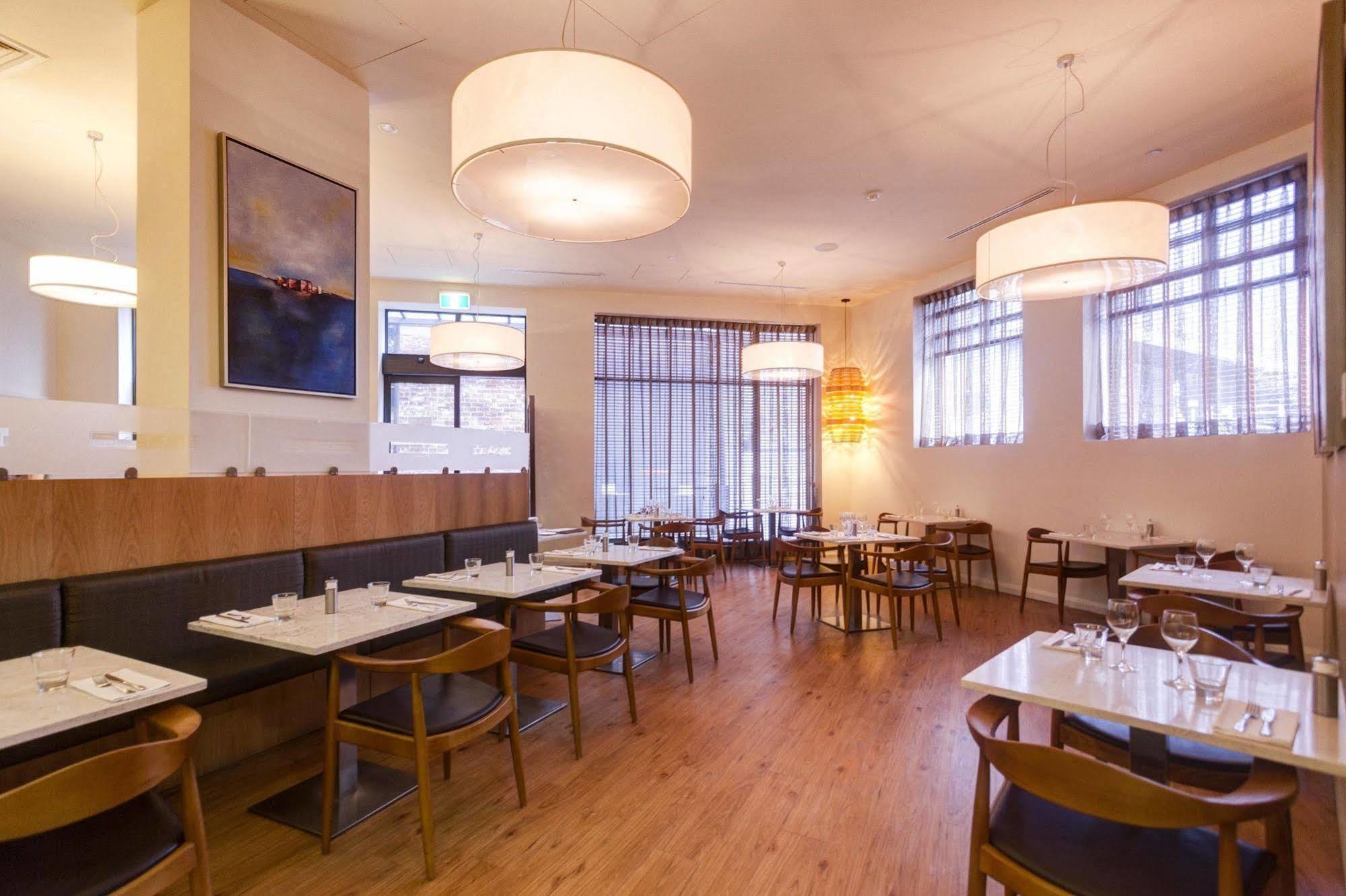 Mantra Collins Hotel Hobart Exteriör bild